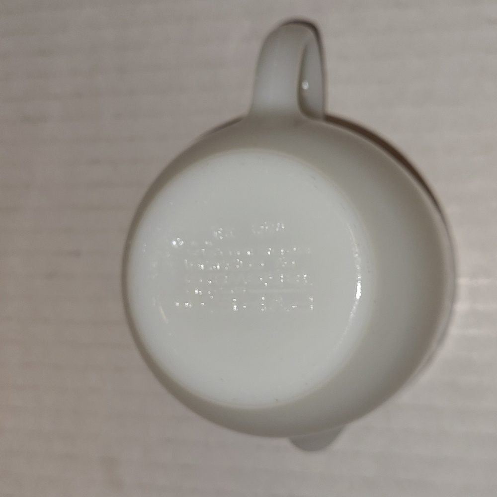 Vintage Old Town Blue Onion Pyrex Creamer - Picture 8 of 14